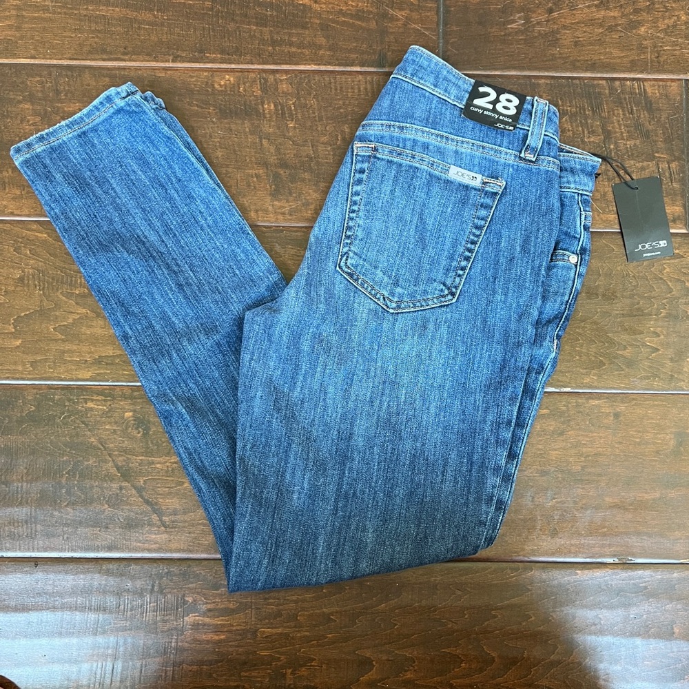 NWT - Joe’s Jeans “Amesbury (Amy)” Curvy Skinny Ankle Cut - Size 28